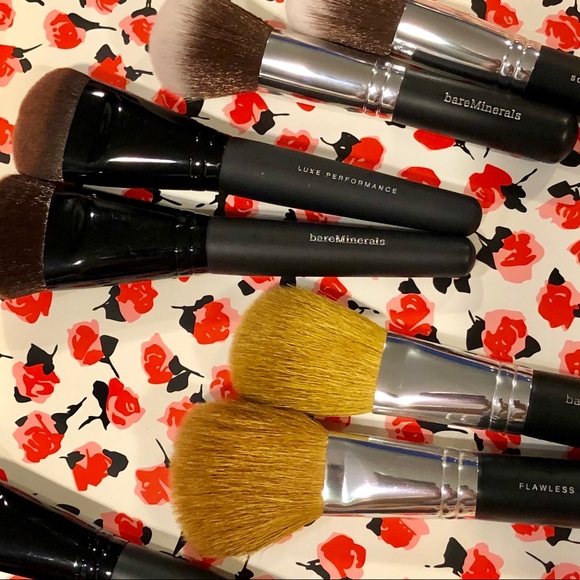 bareMinerals Makeup Bareminerals Luxe Performance Brush Poshmark